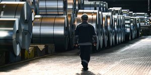 Το Ευρωπαϊκό Κοινοβούλιο ενέκρινε το σχέδιο δράσης για τη στήριξη των ενεργοβόρων βιομηχανιών