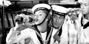 Αλίκη Βουγιουκλάκη και Δημήτρης Παπαμιχαήλ στην ταινία «Η Αλίκη στο ναυτικό»