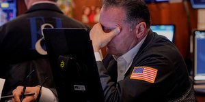 Νέα μεγάλη πτώση για τη Wall Street