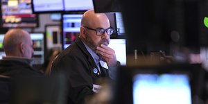 Προβληματισμός στην Wall Street από τις επιπτώσεις των δασμών του Ντόναλντ Τραμπ