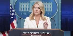 Η εκπρόσωπος Τύπου του Λευκού Οίκου, Καρολάιν Λέβιτ