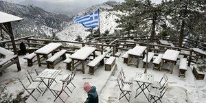 Χιόνια σε βουνό