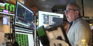 Χρηματιστής έκπληκτος από την πορεία της Wall Street