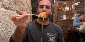 YouTuber έζησε για ένα χρόνο στην Ευρώπη και είδε θεαματικά αποτελέσματα στο βάρος του 