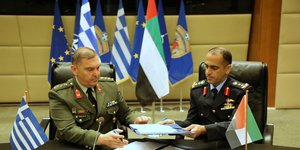 Υπεγράφη το πρόγραμμα στρατιωτικής συνεργασίας Ελλάδας– Ηνωμένων Αραβικών Εμιράτων