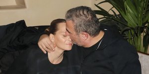 Η τρυφερή στιγμή του Αντώνη Ρέμου και της Υβόννης Μπόσνιακ
