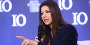Σοφία Ζαχαράκη στο Οικονομικό Φόρουμ των Δελφών