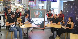 Pre-game show με Χάρη Κοπιτσή και Γιώργο Λιβάνη