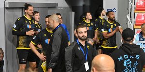 Δεν κατεβαίνει η ΑΕΚ στον τελικό με την Αλκαλόιντ