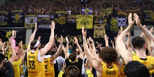 Με τον κόσμο στο πλευρό της η ΑΕΚ για την υπέρβαση στο BCL