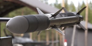 Πύραυλος aim-120c-8