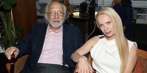 Αλέξανδρος Λυκουρέζος, Τζένη Οικονόμου