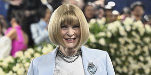 Η Άννα Γουίντουρ στο Met Gala 2025