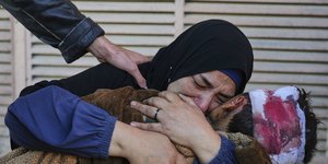 αντρας αιματα στο κεφαλι
