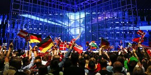 Σημαίες στη σκηνή της Eurovision