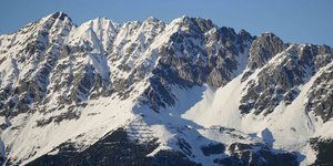 Kομμάτι παγετώνα αποκολλήθηκε έπεσε σε εγκαταλελειμμένο χωριό στις Άλπεις