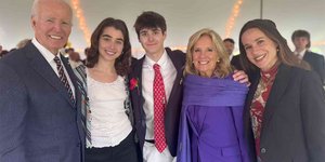 H πρώτη δημόσια εμφάνιση του Τζο Μπάιντεν μετά τη διάγνωση καρκίνου