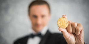 Εκατομμυριούχος κρυπτονομισμάτων