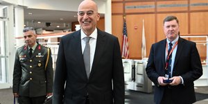 Στη Βοστώνη ο Δένδιας -Επίσκεψη στο Εργαστήριο «Lincoln» του ΜΙΤ, στην Αεροπορική Βάση «Hanscom» των ΗΠΑ