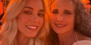 Η Δούκισσα Νομικού «έλαμψε» στις Κάννες δίπλα στη Χάιντι Κλουμ, την Εύα Λονγκόρια και την Άντι ΜακΝτάουελ