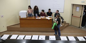 Στιγμιότυπο από τις φοιτητικές εκλογές 2025