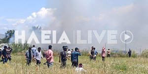 Εικόνα από το σημείο που ξέσπασε η φωτιά στη Νέα Μανωλάδα