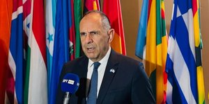 Γεραπετρίτης μετά το Συμβούλιο Αφαλείας: Πρωτοβουλία της ελληνικής Προεδρίας για την προστασία των αμάχων