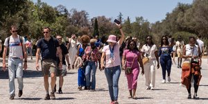 γκρουπ με ξεναγο