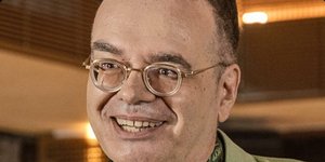 Ο δρ. Ιω. Χουρσαλάς επίτιμος Πρεσβευτής Καρδιολογίας & Πολιτισμού από το Who is Who International Academy & Awards