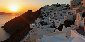 Ηλιοβασίλεμα στο Ημεροβίγλι της Σαντορίνης