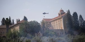 Συνεχίζεται η μάχη των πυροσβεστών με τη φωτιά στο Ισραήλ