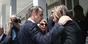 Ο Κυριάκος Μητσοτάκης συλλυπείται την κόρη του Χρήστου Ροκόφυλλου, Άννα