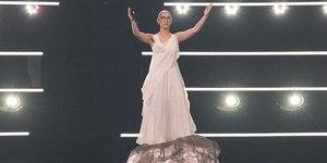 Η Κλαυδία στη σκηνή της Eurovision 2025