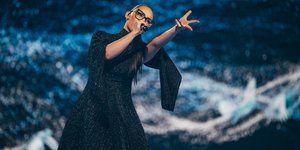 Η Κλαυδία στη σκηνή της Eurovision 2025