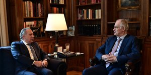 Συνάντηση Τασούλα-Κουμουτσάκου