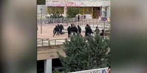 Συμπλοκή μεταξύ κουκουλοφόρων στην Πολυτεχνειούπολη Ζωγράφου