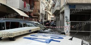 Λάρισα: 52χρονη βρέθηκε νεκρή στο διαμέρισμά της -Εξετάζεται το ενδεχόμενο εγκληματικής ενέργειας