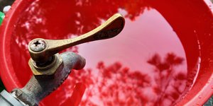 Λεκάνη με νερό