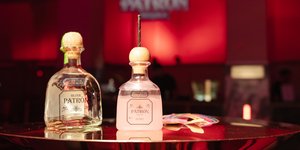 Δροσερές palomas με super premium τεκίλα Patrón στο πριβέ after-party των εγκαινίων της πολυαναμενόμενης έκθεσης Jean-Michel Basquiat: Untitled