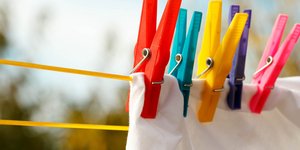 Μανταλάκια σε σκοινί