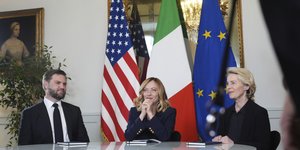 H συνάντηση της Μελόνι με Βανς και Φον ντερ Λάιεν