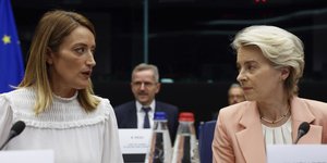 Οι πρόεδροι του Ευρωκοινοβουλίου και της Κομισιόν, Ρομπέρτα Μέτσολα και Ούρσουλα Φον ντερ Λάιεν