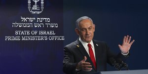 Ο Μπέντζαμιν Νετανιάχου κάνει δηλώσεις