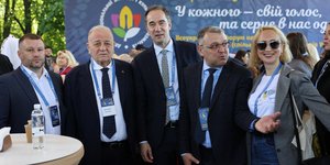 Mέλη της ελληνικής κοινότητας Ουκρανίας -Ανάμεσά τους οι δύο που τιμήθηκαν με απόφαση του προέδρου Ζελένσκι
