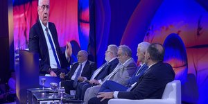 Οι CEO τεσσάρων ισχυρών ελληνικών εταιρειών μιλούν για τα εμπόδια στην επιχειρηματικότητα