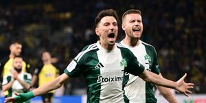 Μεγάλη νίκη του Παναθηναϊκού επί της ΑΕΚ