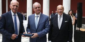 Botsis journalism awards handed out at Zappeion Hall ceremony