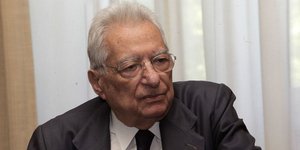 Ο Πέτρος Μολυβιάτης