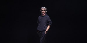 Η νέα εποχή του Balenciaga: Πώς ο Pierpaolo Piccioli αναμένεται να συνεχίσει την κληρονομιά του οίκου