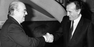 Ο Χρήστος Ροκόφυλλος με τον Ανδρέα Παπανδρέου την δεκαετία του '80